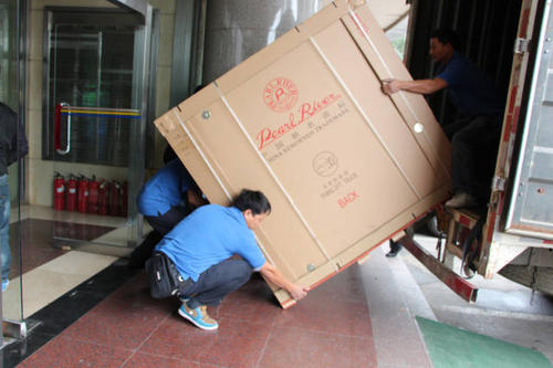 解放钢琴贵重工艺品无忧运